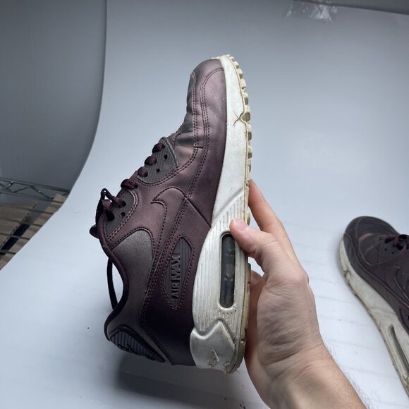Nike Air Max 90 PRM Shoes Womens 8 Metallic Mahogany Running Sneakers 896497-903 - Picture 11 of 16